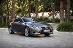 Lexus RC300h 2018 года (WW)